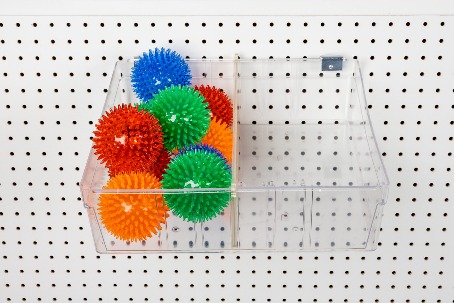 Thread Display Fixtures Custom Retail Display Manufacturing & Store Fixtures | Modern